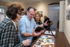 Fotožurnalisto Pauliaus Lileikio fotografijų parodos „Camera Obscura. Miražai“ atidarymo vakaras M. K. Čiurlionio namuose. Nuotr. Leonardas Skirpstas