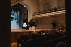 „M. K. Čiurlionio gimtadieniui“ pianisto SZYMON NEHRING rečitalis Filharmonijoje. Nuotr. D. Rudėnaitė.