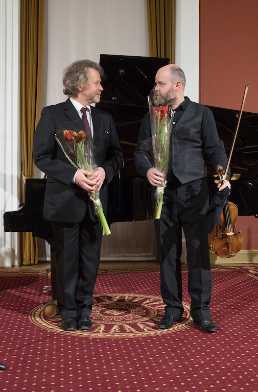 Kerem and Zūbovas premiere Čiurlionis’ ‘Without Saying Goodbye’